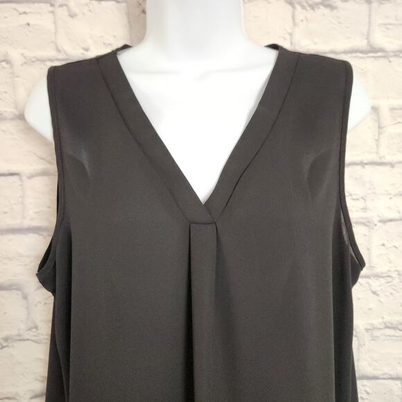 🌼Shein Top Womens Size 8/10 Black Sleeveless V Neck - Picture 3 of 13